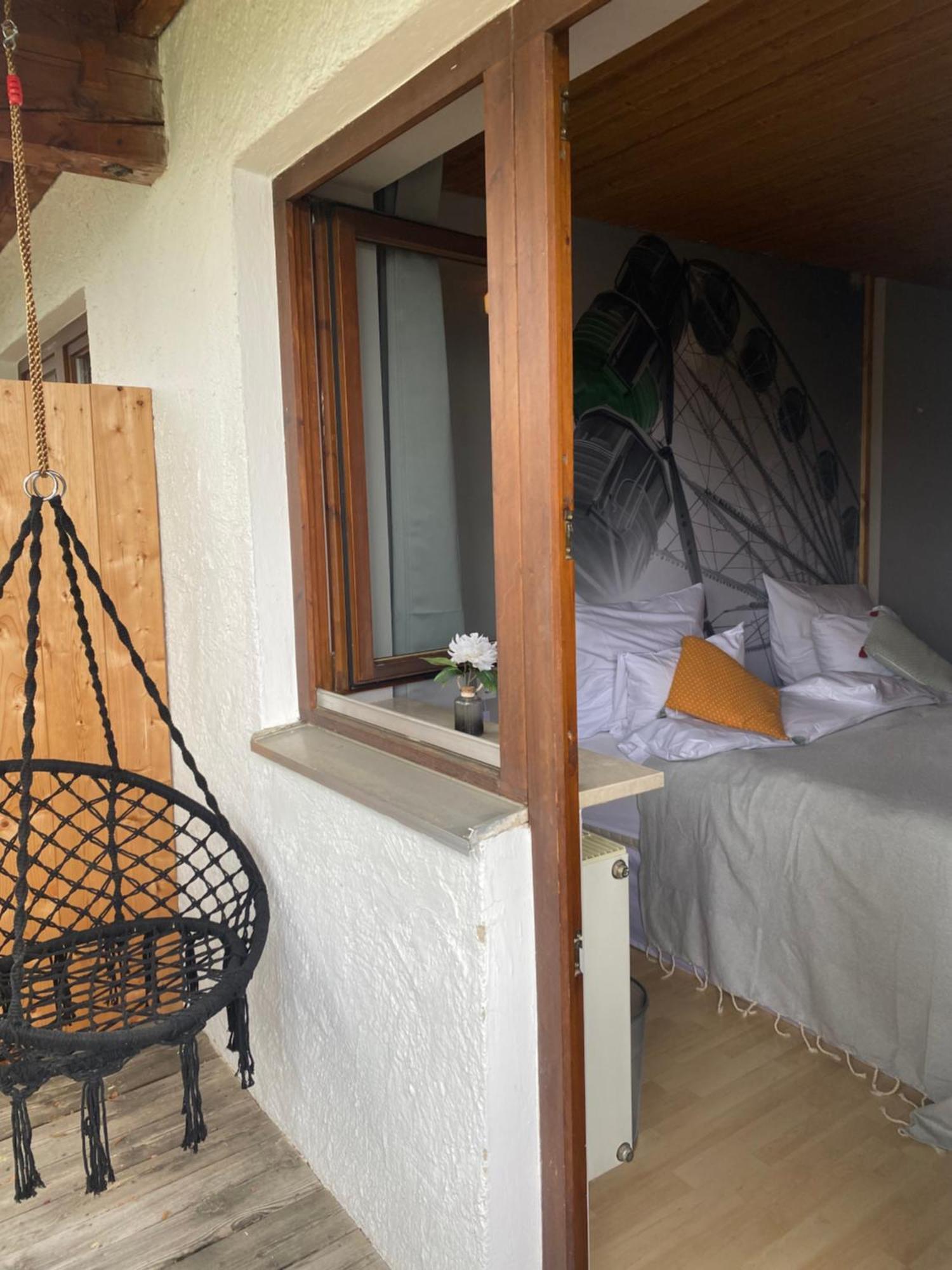 Bed and Breakfast Berghupferl-Alm - Do Legst Di Nieda Флінтсбах Екстер'єр фото